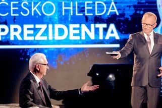 11 doporučení pro moderování prezidentských debat - Médium.cz